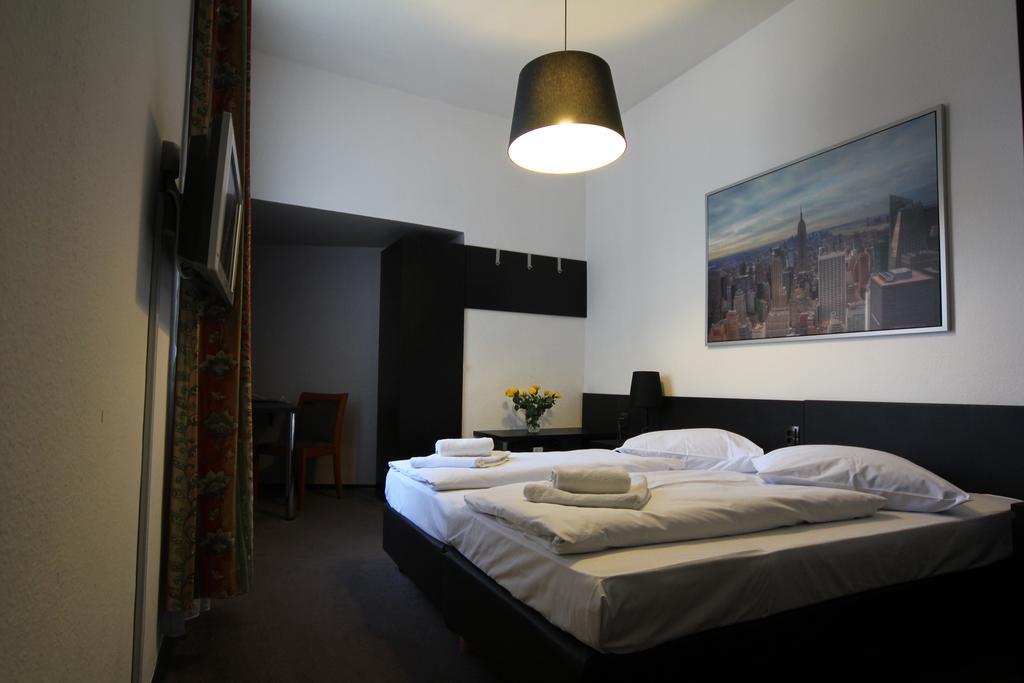 Carlton Hotel Frankfurt am Main Dış mekan fotoğraf