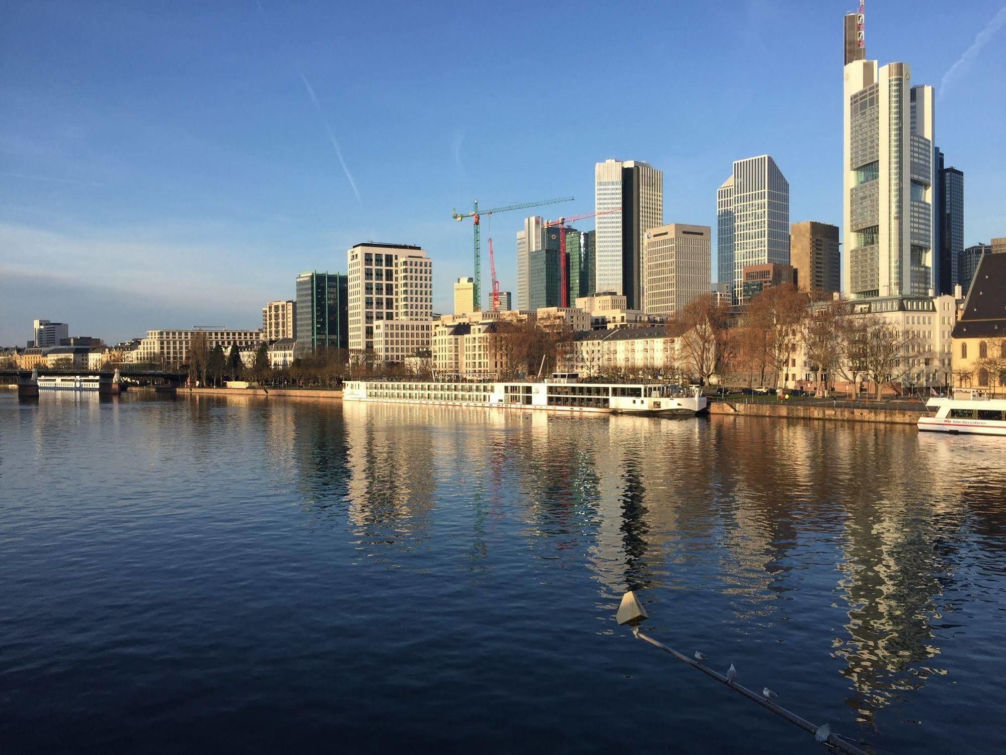 Carlton Hotel Frankfurt am Main Dış mekan fotoğraf