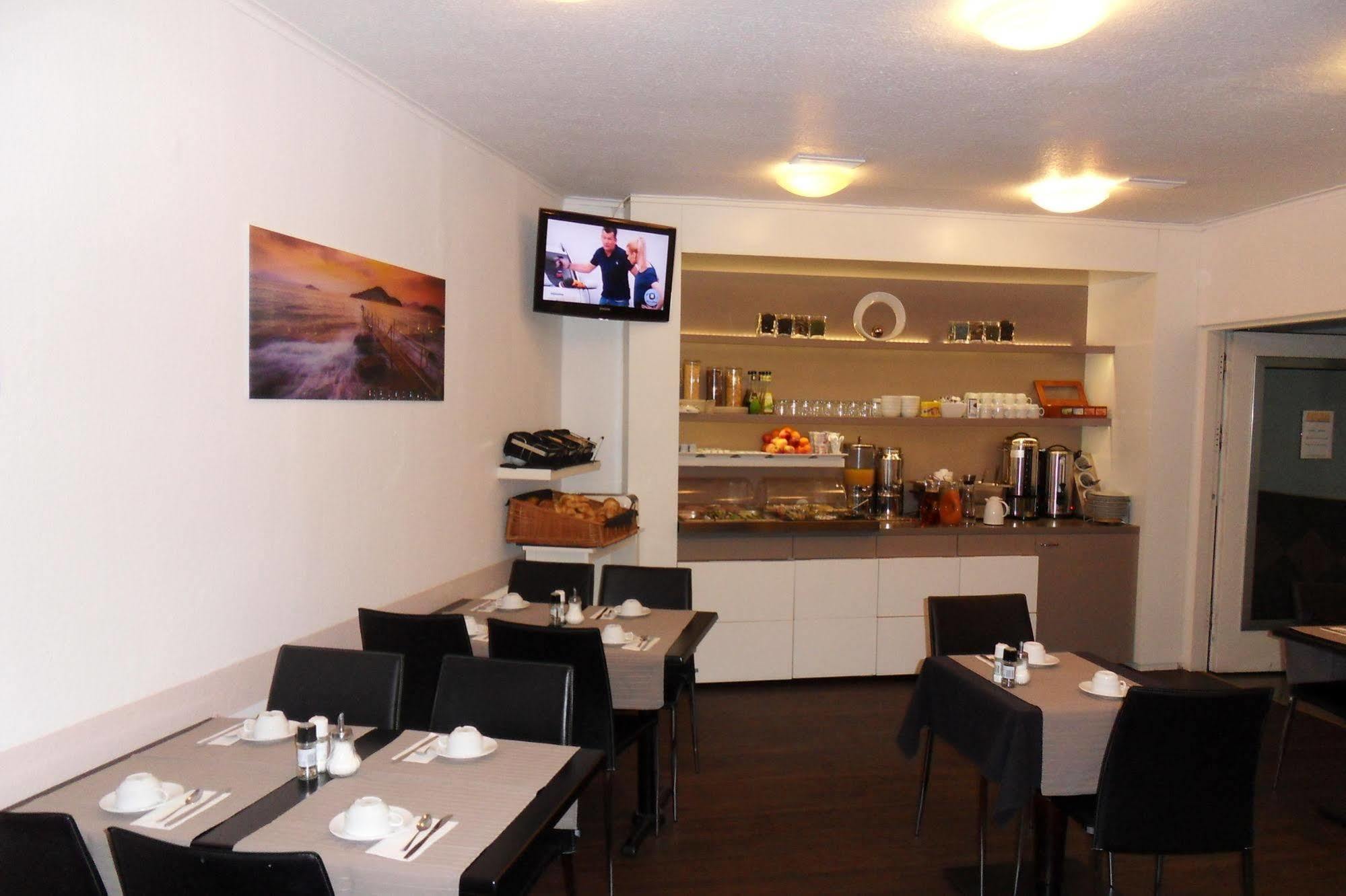 Carlton Hotel Frankfurt am Main Dış mekan fotoğraf